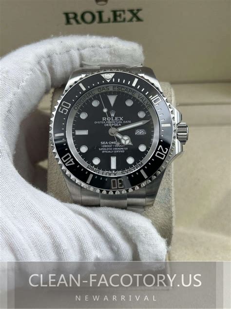 rolex submariner prisutveckling|Rolex Submariner official website.